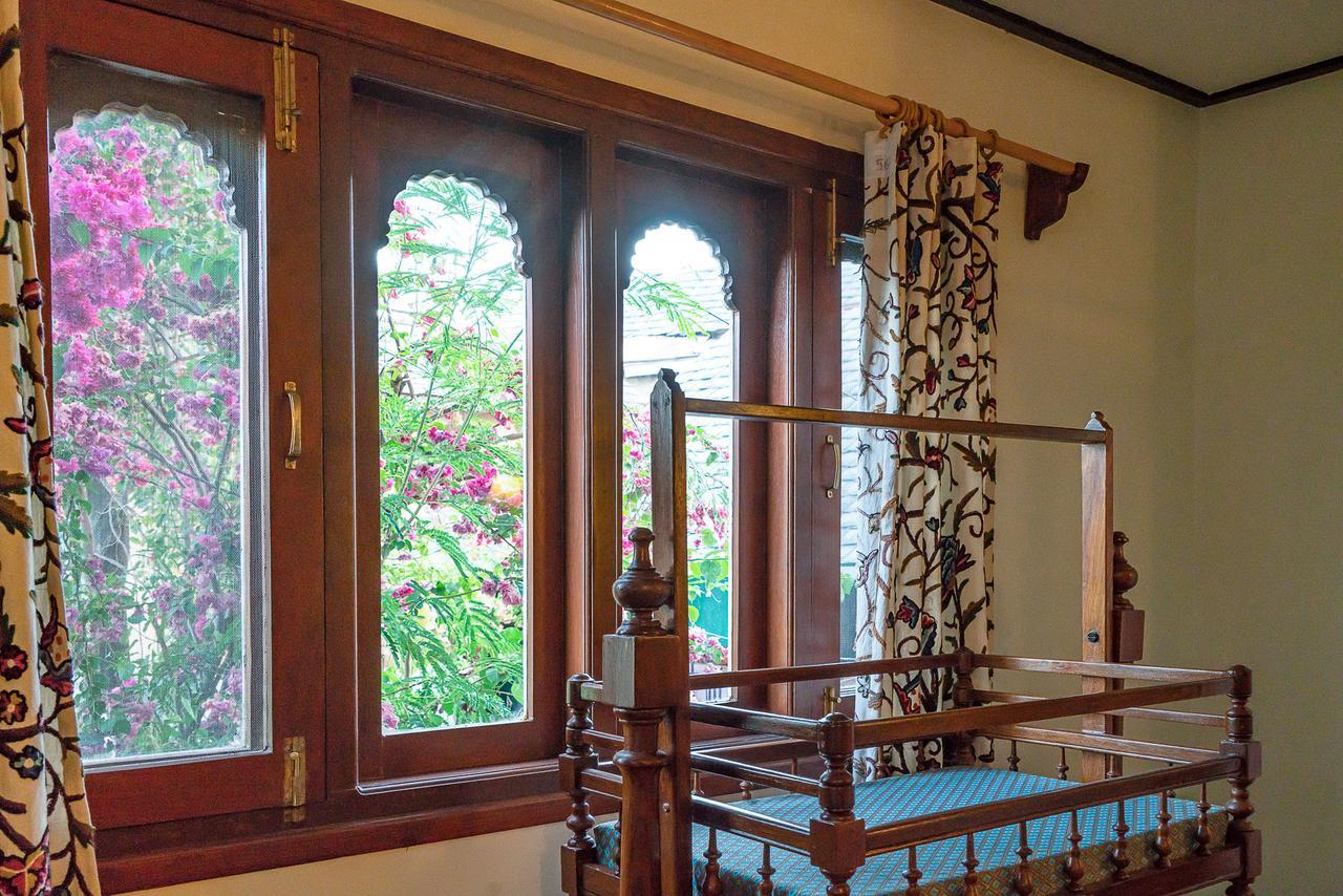 बहुत बड़ा घर Chateau Garli